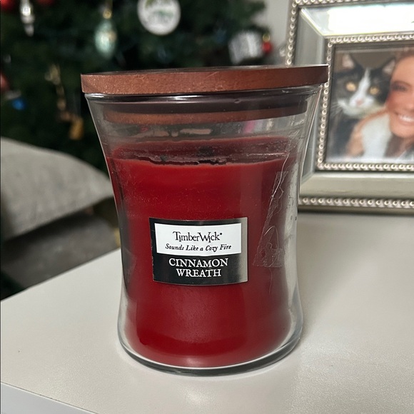 Timber Wick Other - Used Red Cinnamon Wreath Candle